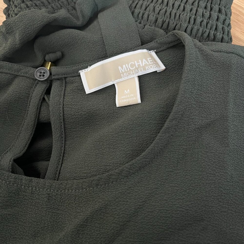 Michael Kors Green Short Sleeve Blouse Adjustable Sleeves Medium - Picture 5 of 6